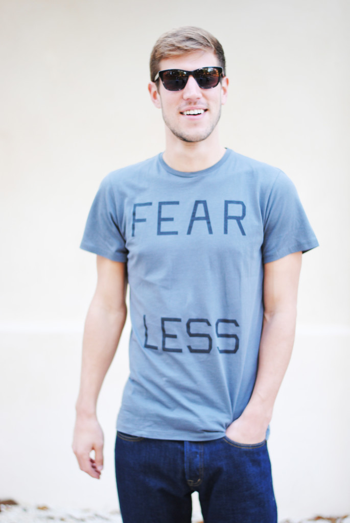 Fear Less tee