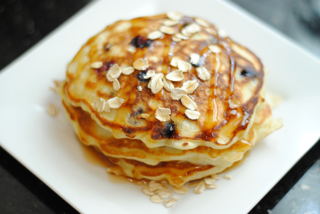 Blueberry Oatmeal Greek Yogurt Pancakes